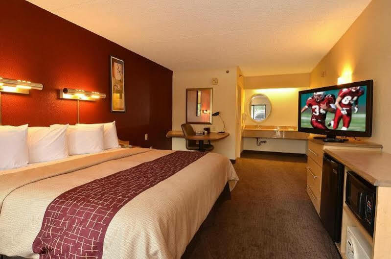 费尔蒙特红屋顶客栈汽车旅馆 外观 照片